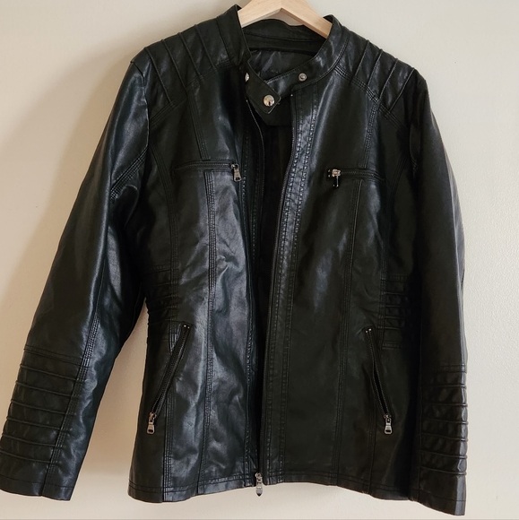 Women's Removable Hood Faux Leather Jacket XXL in Black - Picture 4 of 16